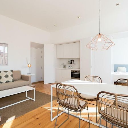 Chiado Cozy Apartments - By Lu Holidays Lisbon Exterior photo
