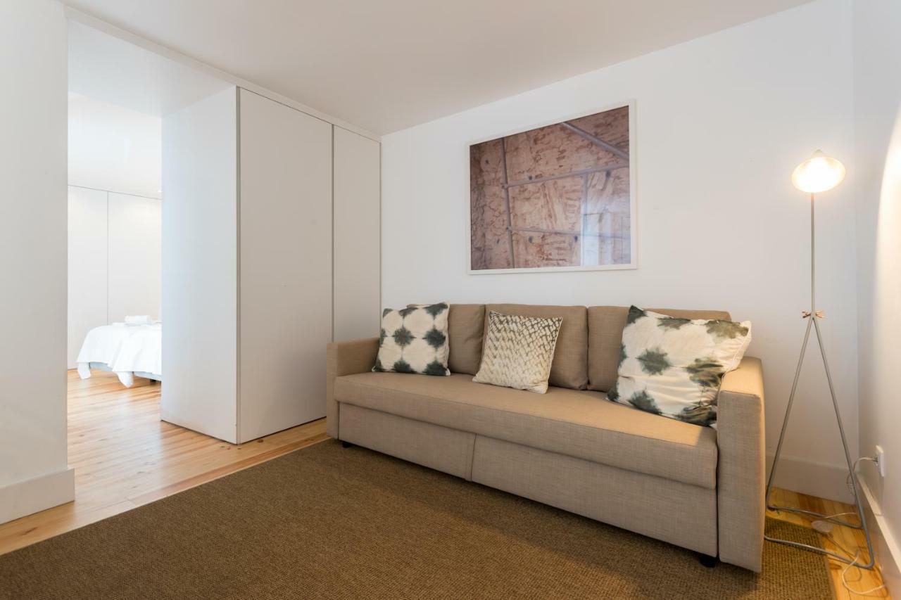 Chiado Cozy Apartments - By Lu Holidays Lisbon Exterior photo